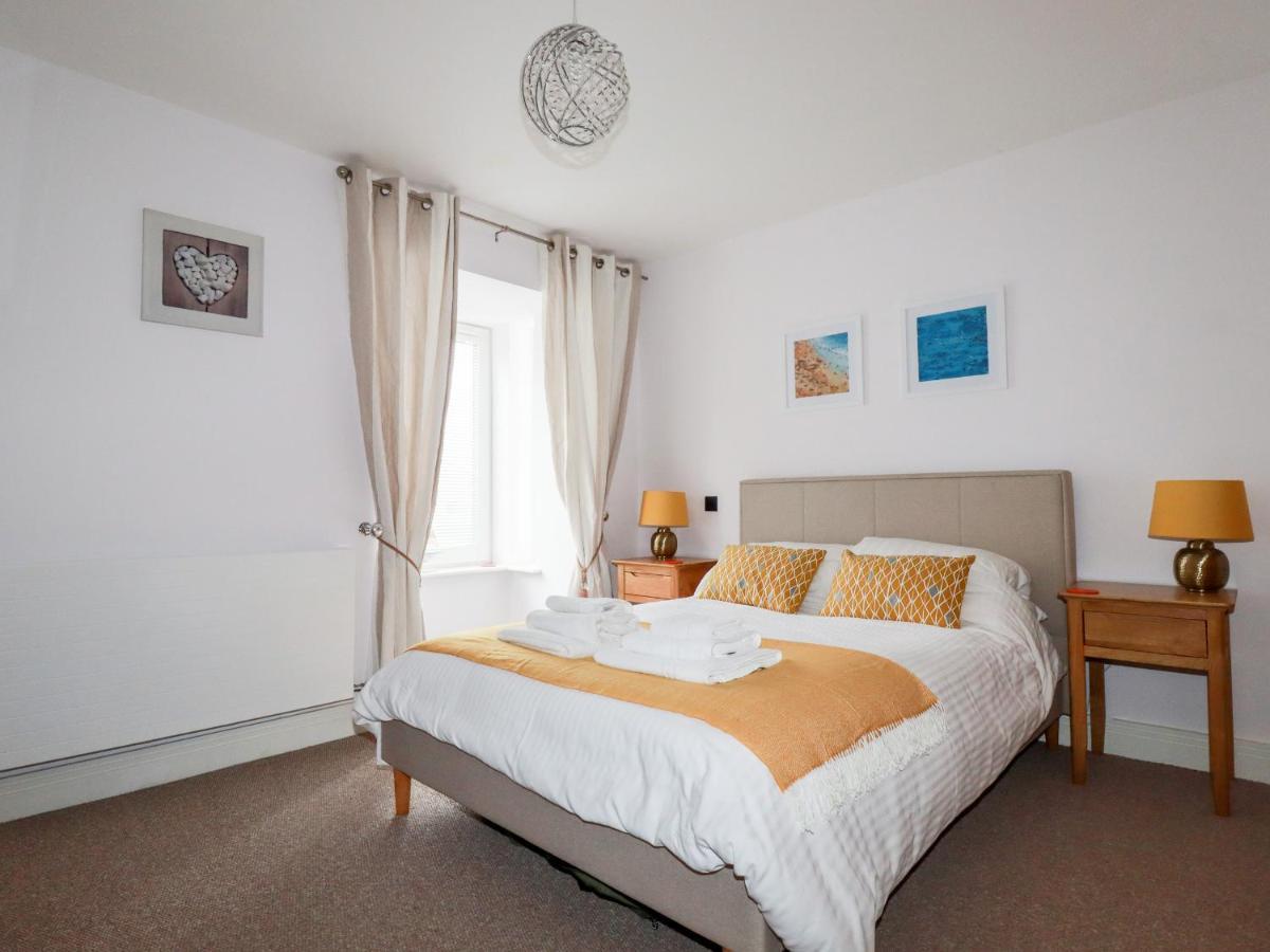 Villa 6 Ocean Heights à New Quay Extérieur photo