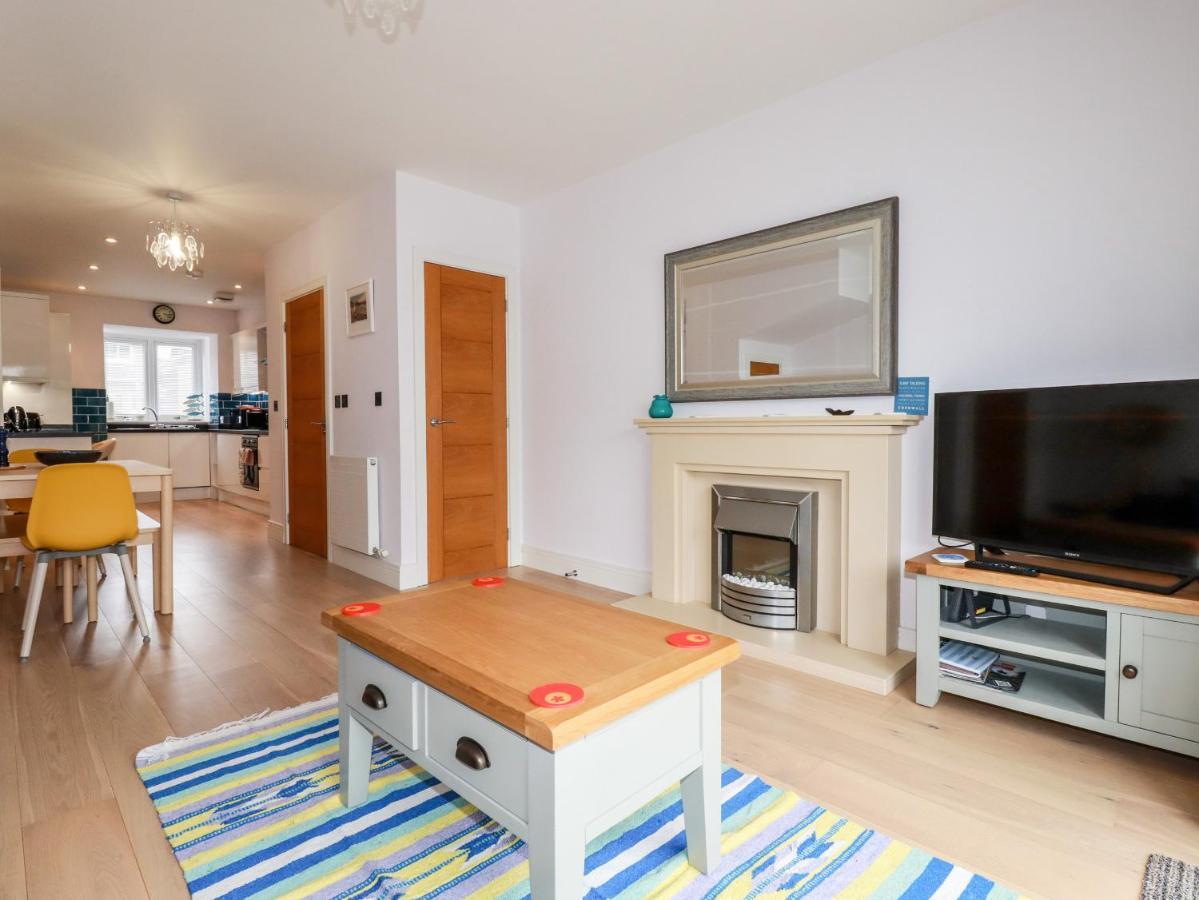Villa 6 Ocean Heights à New Quay Extérieur photo