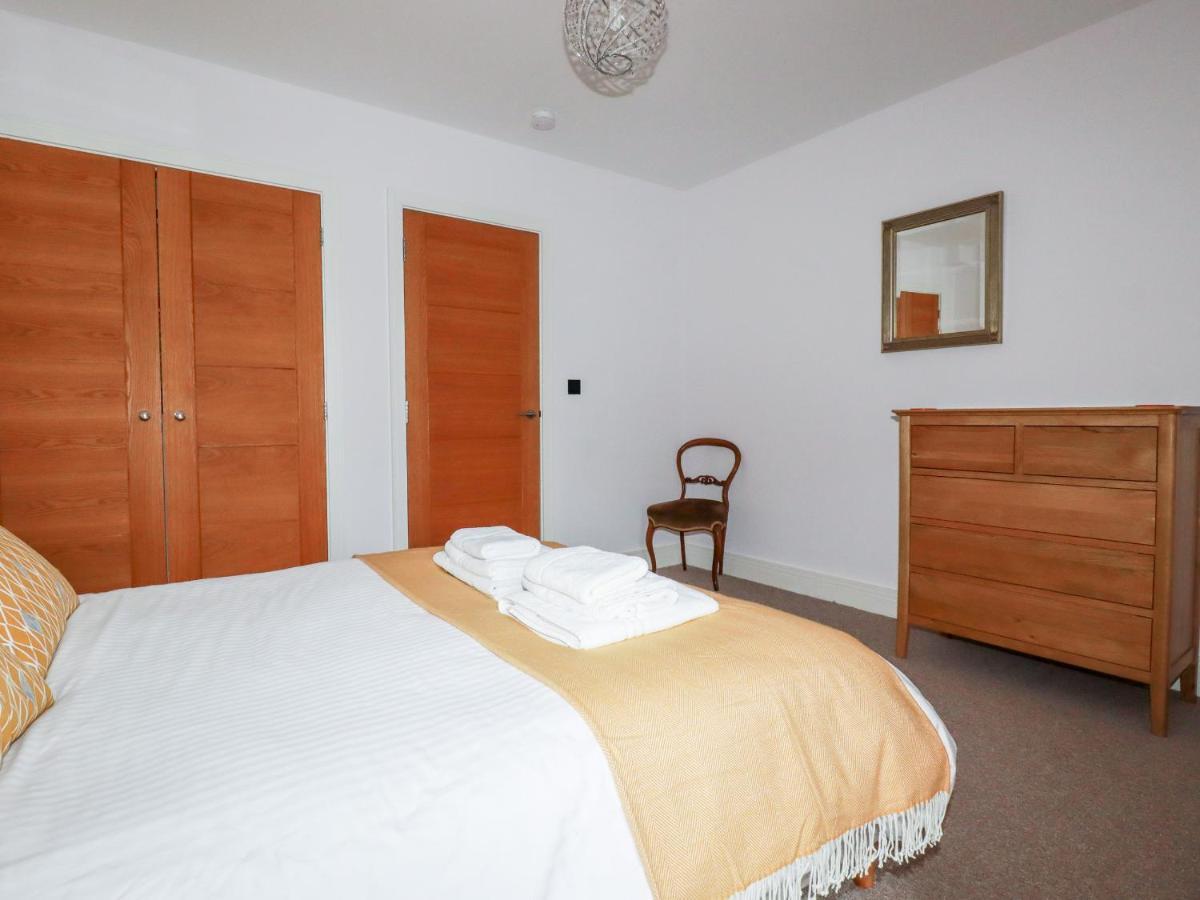 Villa 6 Ocean Heights à New Quay Extérieur photo